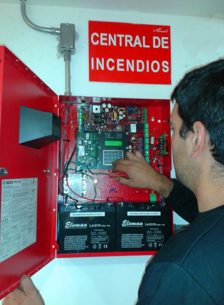Panel de control de alarma contra incendio
